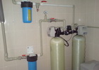 Система водоподготовки мощностью 1,7-2,5м.куб/час, предназначена для гарантированного удаления мутности, железа, солей Ca, Mg, сероводорода, органических соединений и запаха